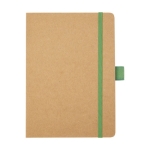 Carnet en papier recyclé avec porte-stylo A5 pages lignées couleur vert deuxième vue frontale