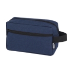 Trousse de toilette de voyage en polyester recyclé, grand compartiment couleur bleu marine deuxième vue frontale
