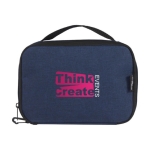 Pochette en RPET avec mousqueton idéale pour les gadgets électroniques couleur bleu marine vue arrière avec logo