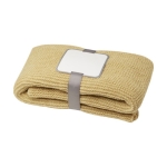 Couverture tricotée en polyester recyclé avec étiquette et ruban couleur beige