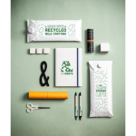 Carnet en carton de lait recyclé avec élastique et séparateur A5 vue d'ambiance