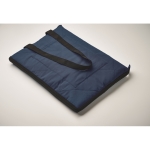 Couverture pique-nique matelassée en PEVA convertible en sac à anses couleur bleu troisième vue photographique
