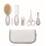 Set de toilette pour bébé 6 pièces dans un étui à fermeture éclair couleur blanc troisième vue