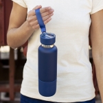 Thermos en inox de 500 ml avec gobelet de 300 ml et dragonne sixième vue