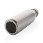 Bouteille en acier inoxydable recyclé avec bouchon en bambou 600ml couleur argenté cinquième vue