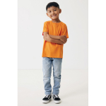 T-shirt enfant coton recyclé, casual fit, 160 g/m², Iqoniq couleur orange troisième vue avec modèle