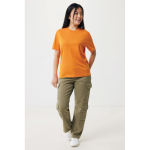 T-shirt unisexe en coton recyclé, slim fit, 160 g/m², Iqoniq couleur orange deuxième vue avec modèle