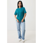 T-shirt unisexe en coton recyclé, slim fit, 160 g/m², Iqoniq couleur vert pastel troisième vue avec modèle