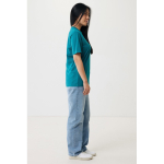 T-shirt unisexe en coton recyclé, slim fit, 160 g/m², Iqoniq couleur vert pastel quatrième vue avec modèle
