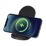 Base de charge sans fil en plastique recyclé pour téléphones portables couleur noir troisième vue frontale