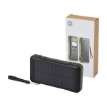 Batterie externe en plastique recyclé à manivelle et câbles 10 000 mAh couleur vert militaire troisième vue
