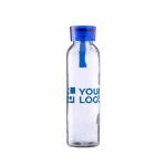 Gourde en verre avec bouchon et dragonne en silicone assortis 500ml couleur bleu ciel avec zone d'impression