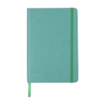 Carnet A5 en carton recyclé avec élastique et ruban à pages lignées couleur vert première vue