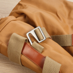 Sac à dos imperméable en coton recyclé pour ordinateur portable 17'' 23L couleur camel deuxième vue