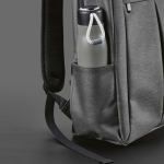 Sac à dos 22L en nylon recyclé à fermetures éclair imperméables 15,6” couleur gris foncé vue détaillée