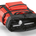Sac à dos écologique imperméable avec fermeture magnétique pour PC 17” couleur rouge troisième vue detaillée