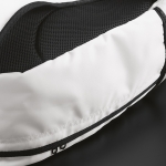 Sac à dos 25L en RPET à bandes réfléchissantes et poche à chaussures couleur blanc quatrième vue