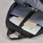 Sac à dos 18L en RPET 300D à compartiment frontal zippé 15,6” couleur noir troisième vue detaillée
