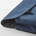 Sac à dos en coton recyclé avec détails en similicuir 25L couleur bleu deuxième vue detaillée