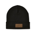 Bonnet en laine et RPET à écusson personnalisable et revers original couleur noir vue frontale
