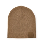 Bonnet durable en RPET idéal pour les froides journées d'hiver couleur camel vue frontale