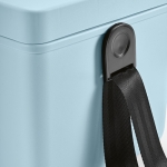 Glacière 12L en plastique recyclé avec sangle de transport couleur bleu pastel troisième vue