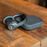 Casque sans fil à réduction active du bruit et microphone avec IA couleur gris foncé