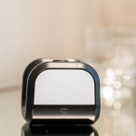 Enceinte portable en plastique recyclé avec basses puissantes 5W couleur noir vue d'ambiance