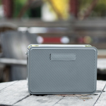Enceinte sans fil en plastique recyclé, portée de 15 m et 80 W couleur argenté quatrième vue d'ambiance