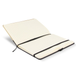 Cahier couverture en bambou avec bordure verticale et pages lignées A5 couleur noir cinquième vue