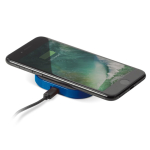 Chargeur sans fil carré dans différents coloris vibrants 5 W troisième vue