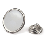 Pin commémoratif rond en métal à personnaliser Ø20mm couleur argenté brillant quatrière vue