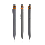 Stylo en aluminium recyclé avec détail coloré encre bleue couleur orange