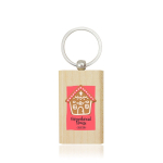 Porte-clés en bois de forme rectangulaire avec anneau en métal couleur marron clair vue avec impression