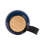 Gourde en aluminium recyclé avec détail en bois sur le bouchon 550ml couleur bleu première vue