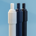 Stylo anti-stress en plastique recyclé avec encre bleue Dokumental® couleur blanc vue d'ambiance