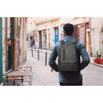 Sac à dos imperméable, nylon recyclé et RPET 210D pour ordinateur 17” vue d'ambiance