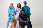 Pantalon de jogging unisexe en coton recyclé 340 g/m² Iqoniq couleur noir quatrième vue avec modèle
