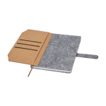 Carnet en feutre et liège recyclés avec pochettes A5 feuilles lignées couleur naturel troisième vue