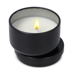 Bougie en cire végétale dans un pot en acier recyclé circulaire couleur noir deuxième vue
