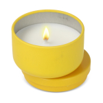 Bougie en cire végétale dans un pot en acier recyclé circulaire couleur jaune deuxième vue