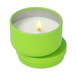 Bougie en cire végétale dans un pot en acier recyclé circulaire couleur vert lime deuxième vue