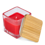 Bougie en cire végétale dans un pot en verre avec couvercle en bambou couleur rouge troisième vue