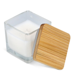 Bougie en cire végétale dans un pot en verre avec couvercle en bambou couleur blanc troisième vue