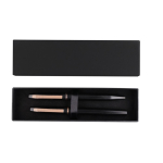 Stylo à bille et roller en aluminium recyclé dans un élégant étui couleur noir première vue