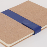 Carnet liège avec élastique fermeture magnétique polyuréthane rayé, A5  troisième vue