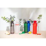 Bouteille en RPET avec finition mate et bouchon antifuite 600ml vue d'ambiance