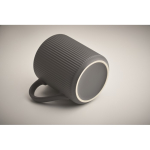 Tasse en céramique mate avec finition en relief 340ml couleur gris foncé troisième vue photographique