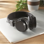Écouteurs sans fil pliables avec microphone intégré couleur noir vue d'ambiance