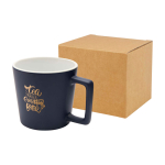Tasse en céramique avec finition mate et anse carrée 370 ml couleur bleu marine vue avec impression sérigraphique